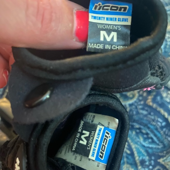 Icon Twenty-Niner CE Womens Motorcycle Gloves Suzuki. Mesh/Leather Sz.M - Picture 4 of 6